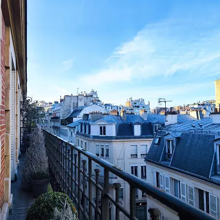 Apartment 16 In Quiet Residential District Paris